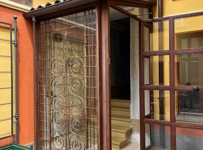 La Nicchia Konukevi 3*